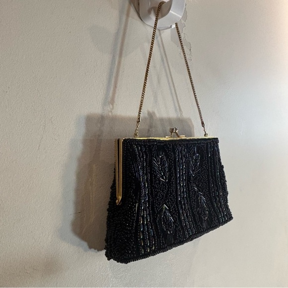 Beaded Evening Bag Coin Closure Made in Hong Kong Gold Tone Trim Chain Clutch - Picture 6 of 13